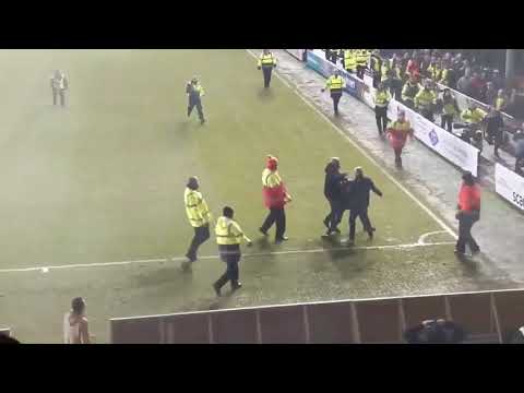 *HOOLIGAN SCRAP* - Blackpool Vs Fleetwood