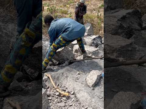 This men break rocks 🪨 for living #rock #rockbreaker #mountains