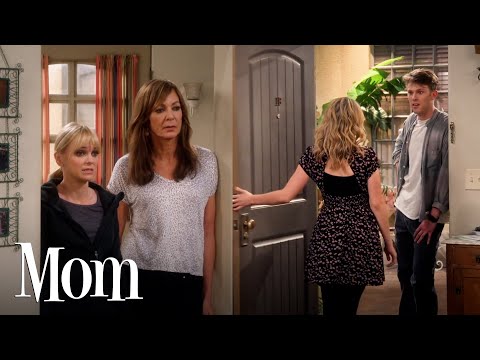 Violet Gets Back With Her Ex Instead of Getting a Job | Mom