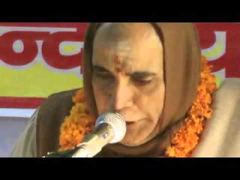 Pt Gopal Shastri chants from the Vedas at Sri Ma Anandamayi Ashram