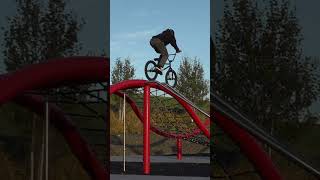 "ARE YOU KIDDING ME?" GRANT YOOBIE INSANE TIRE RIDE #bmx #BSDmixtape #bsdforever #bikestunt  #ukbmx