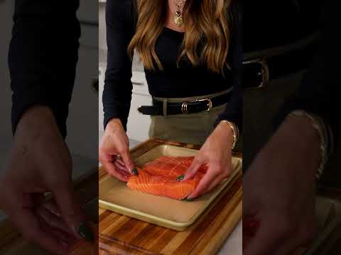 8-MINUTE BROILED SALMON WITH AVOCADO SALAD