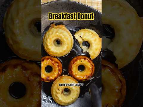 I tried making breakfast donuts #donut #pancakes #breakfast #easyrecipe #quickrecipe