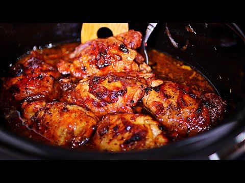 The Best Ever Slow Cooker Chicken Thighs You'll Ever Make! - Sweet Caramelized Onion Chicken Recipe