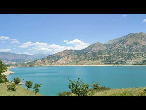 Blue Lake Charvak among the mountains of Uzbekistan