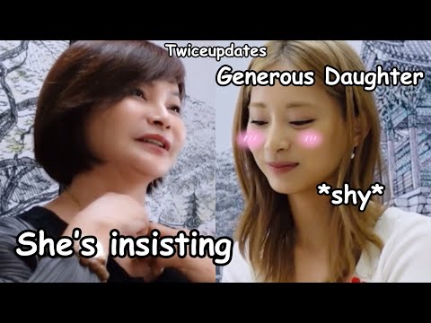 twice tzuyu attempt to buy this for her mom ft. their couple ring together (tzuyu got emotional)