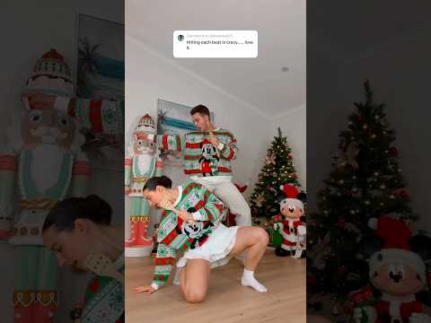 IN LOVE WITH THE LAST CHRISTMAS ARIANA GRANDE REMIX! 😍🎄 - #dance #trend #christmas #funny #shorts