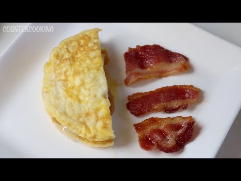 Pumpkin Spice Omelette And Bacon - Dash Mini Griddle and Dash Egg Bite Maker.