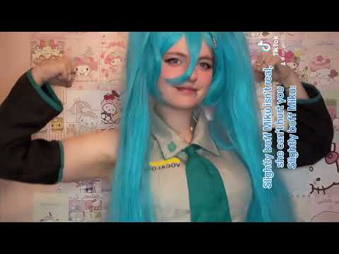 Hatsune Miku Cosplay - Vocaloid Cosplay