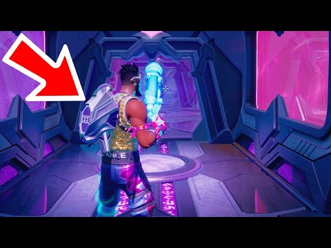 I Got Inside The Big UFO in Fortnite...