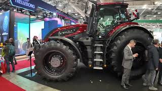 The 2025 VALTRA S416 Big tractor made in Finland