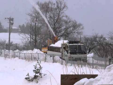 秋田は雪との対決！・・雪の虹！