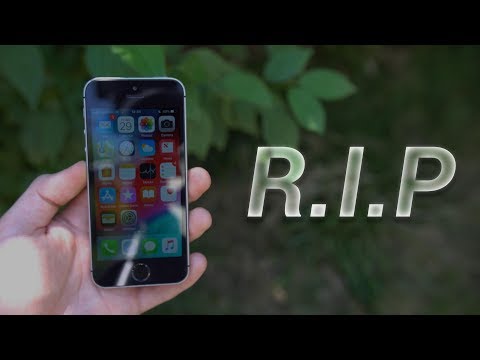 The Death Of The Compact Smartphones!