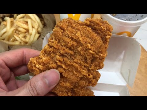 Singapore McDonald - Crispy Chicken & Coconut Pie!!!