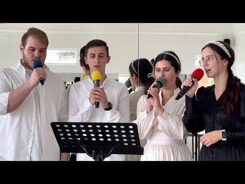 ГАРНА ПІСНЯ 😍В тіні крил збережи мене, Боже  #sistersvoice