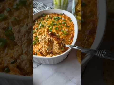 Buffalo Chicken Dip | Game day snacks | Party food | Appetizers