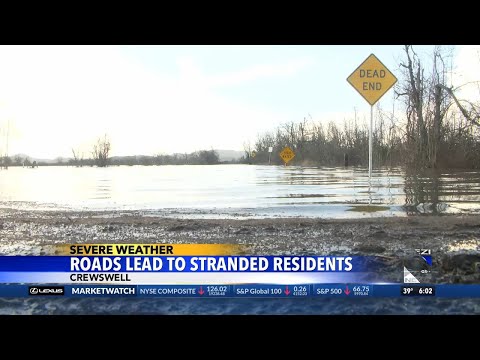 Flooded roads leave some Western Oregon residents stuck