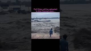 Tsunami in Ganga river 😀