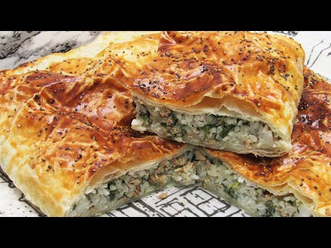 БЫСТРЫЙ ПИРОГ из слоеного теста! Рецепт пирога с рыбной консервой и рисом / Quick fish pie