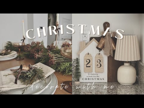 Christmas Decorate With Me 2023 || Christmas Decorating Ideas || Kitchen & Tablescape Idea