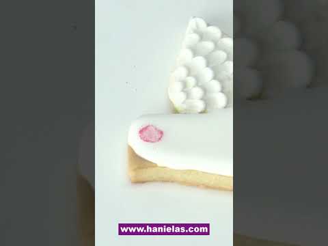 Dove Cookies with Royal Icing #royalicing