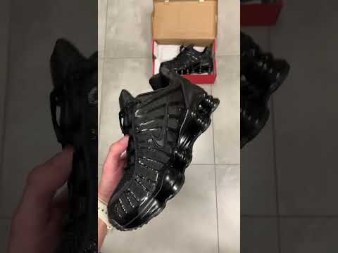 Nike shox black