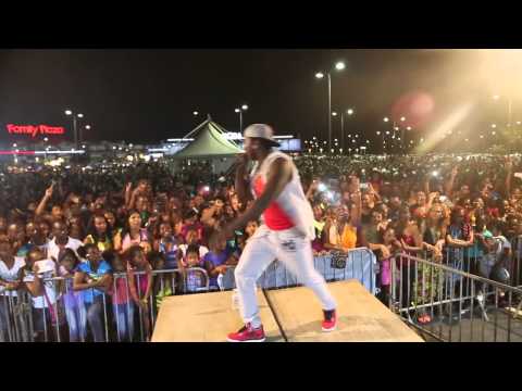 RICKMAN G CREW  PERFORMANCE FÊTE DE LA MUSIQUE FAMILY PLAZA JUIN 2014