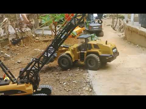 alat berat tambang batubara lagi masa perbaikan #rc #kontruksi #toys #viral #rcconstruction #fypシ