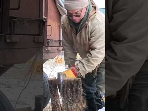 Splitting Slab Wood Firewood with Fiskars Axe.  #homesteading