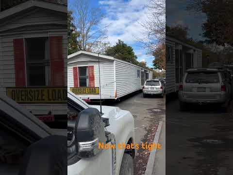 Now that’s tight! Downtown Woodstock with an oversized load. #Vermont #TightSqueeze #trucking #RT4 ￼