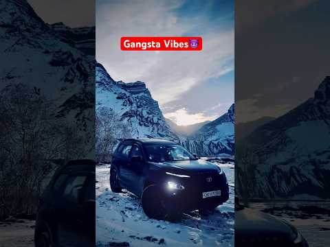 Tata Safari in Snow at Spiti Valley🔥#tatasafari #shorts #winterspiti #tatamotors #yokohama #offroad