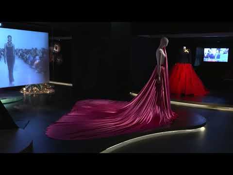 Shocking! The Surreal World of Elsa Schiaparelli at Musée des Arts Décoratifs