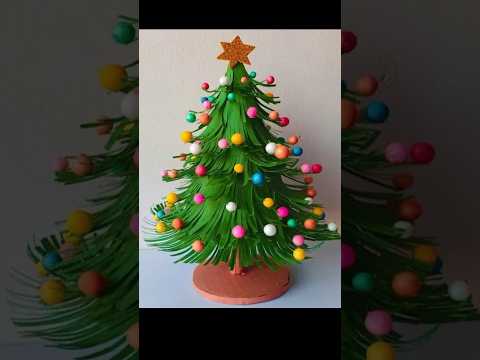 DIY Christmas tree 🎄#christmasdecoration #christmascrafts #wreathtutorial #ytshorts #viral #trending