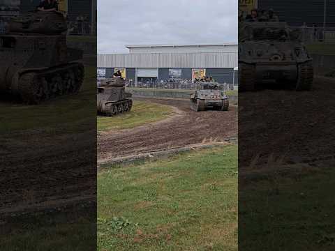 M4A2 Sherman "Fury" and M3 Lee/Grant on action at the TANKFEST 2024 - The Tank Museum