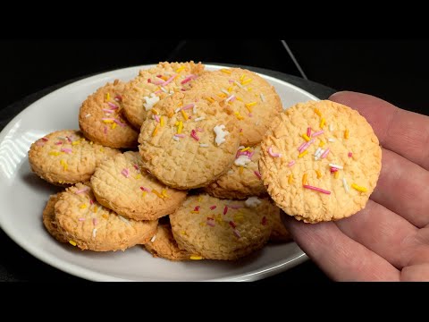 These cookies melt in your mouth! Only a few people know this secret! God, they're delicious!