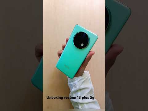 realme 13 Plus 5G unboxing