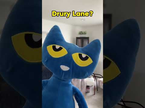 PETE THE CAT is Going to Teach You About the Muffin Man #nurseryrhymes #funforkids #youtubeshorts