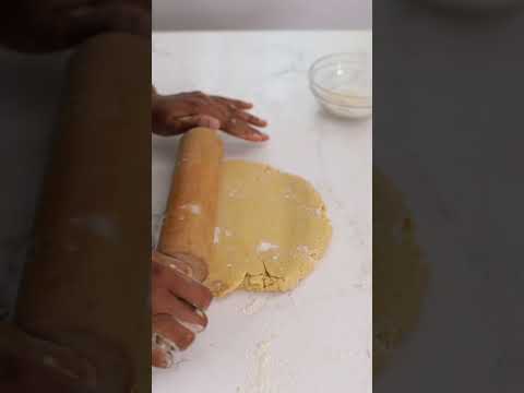 Nigerian chin chin recipe #recipe #youtubeshorts