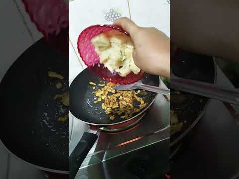 Mouthwatering aloo chup #aloochop #villagecooking #viralsong #viralshorts #music #ytviral #anima