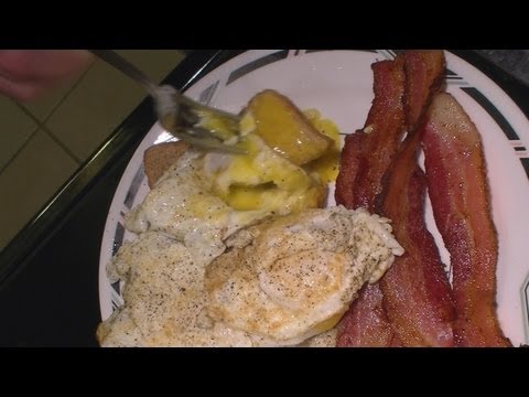 How to cook Fried Bacon and Eggs   Easy!