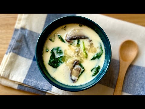 Miso Soup with Melting Cheese - Japanese Cooking 101