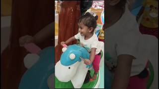 Minikki minikki #tamilsong #viha #playing #mantrimall #bangalore #viralshorts