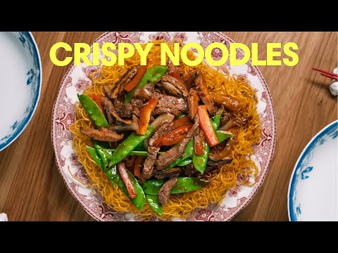 Pan Fried Noodles with Spicy Chilli Garlic Beef Sauce | Hong Kong Style Pan Fry Noodles