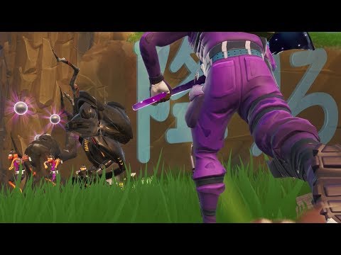 敵がたくさんいるとロボ奪っても。即爆破されてしまう説【FORTNITE】