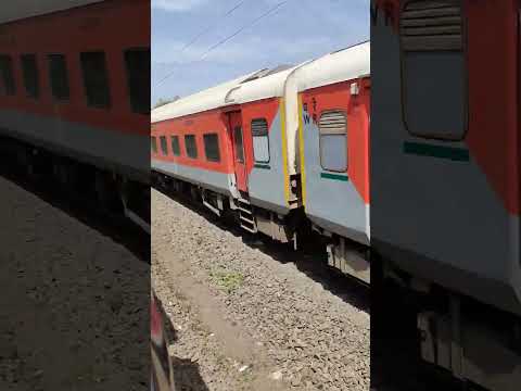 19483- Ahmedabad Barauni Express At Acceleration Speed Cross Passenger Train #shorts #indianrailways