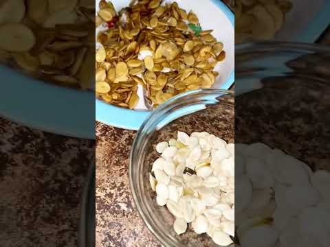 How to peel /remove melon (EGUSI) shell.#youtubeshorts #peelings #shortsyoutube •