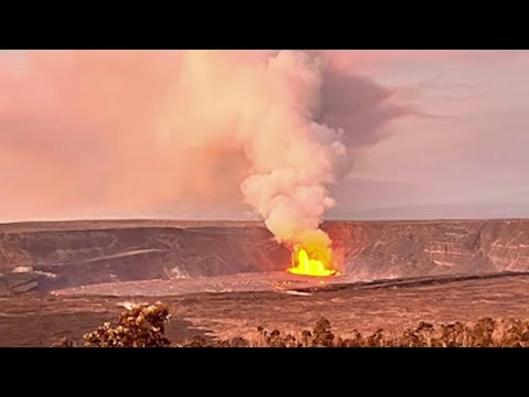 Video: Kilauea volcano erupts on Hawaii island