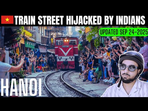 Vietnamese ban gye Indians ke fans | Indian took the train street | Vietnam Vlog