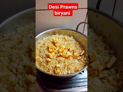 आम्ही बनवली देसी prawns बिर्याणी #prawns #fish #food#shortsfeed #shorts #youtubeshorts #ytshort