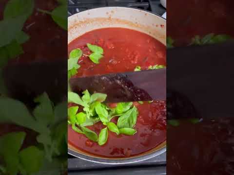 wine-infused tomato soup? you gotta try it!